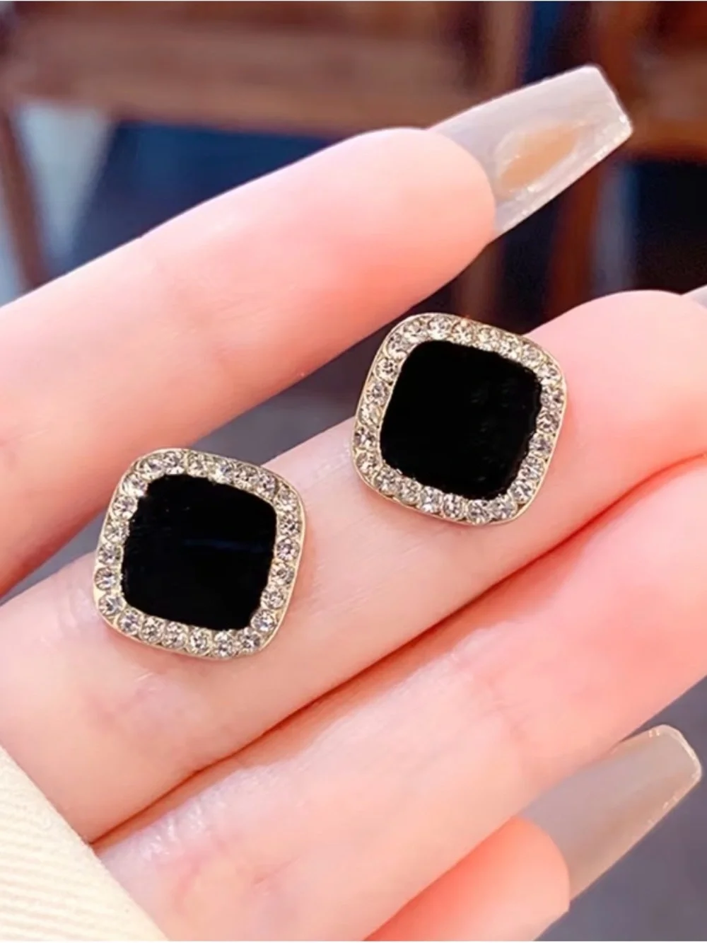 5 Pairs Women's Black Crystal Stud Earring Set with Gold Accent